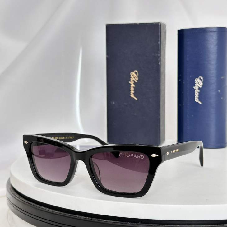Picture of Chopard Sunglasses _SKUfw64378440fw